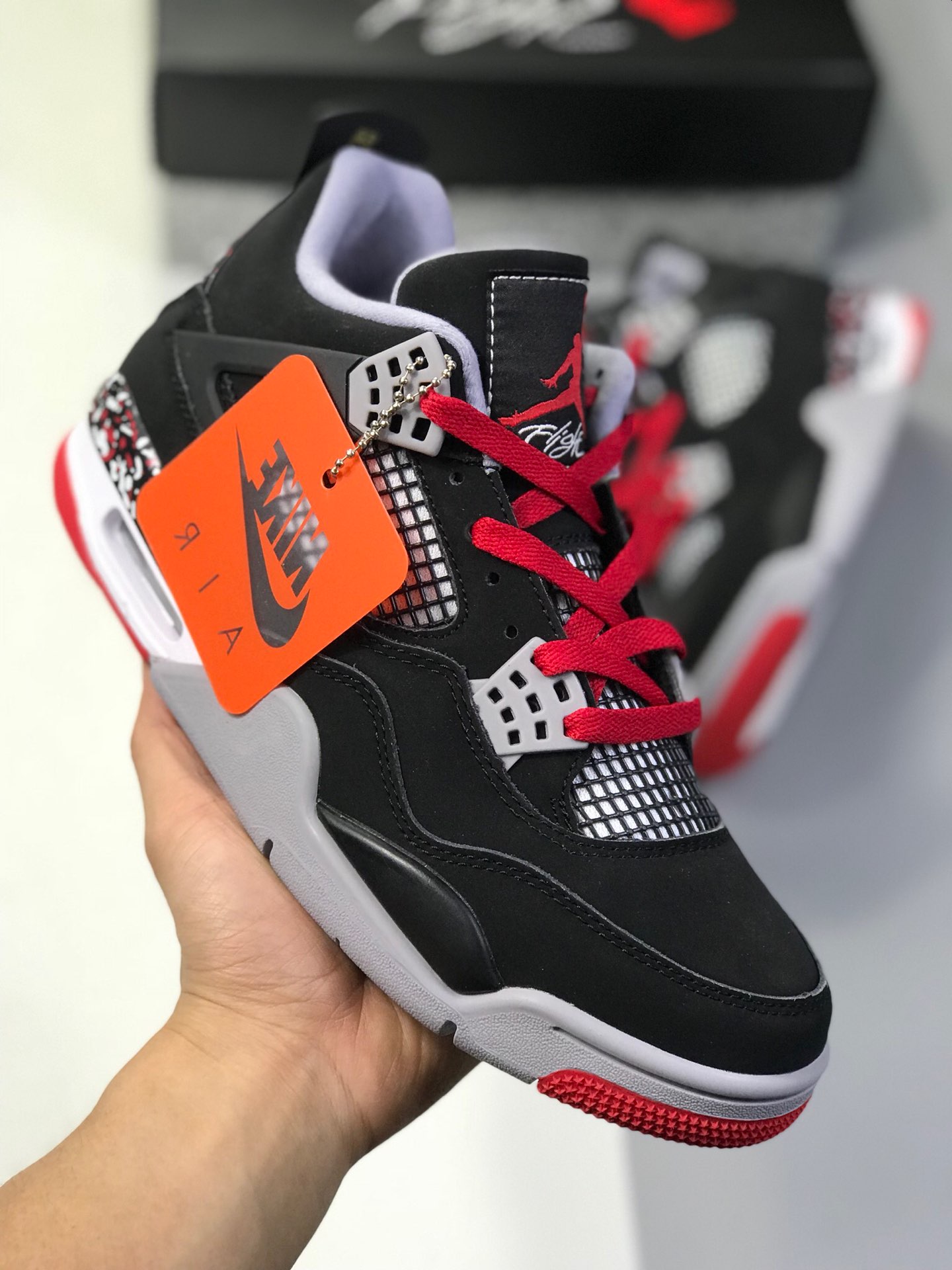 240莞产外贸订单 性价比版本Air Jordan 4 AJ4 完美版型打造，原盒配件齐全 足以碾压市场真标版本