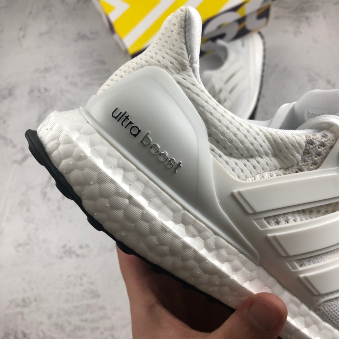 180纯原版本 外贸订单 Adiads Ultra Boost UB1.0  奶白 阿迪真爆缓震慢跑鞋 S77416