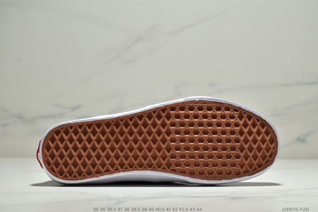 140公司级 VANS /范斯 VAULT OG AUTHENTIC 格子帆布麂皮拼接板鞋 日常百搭