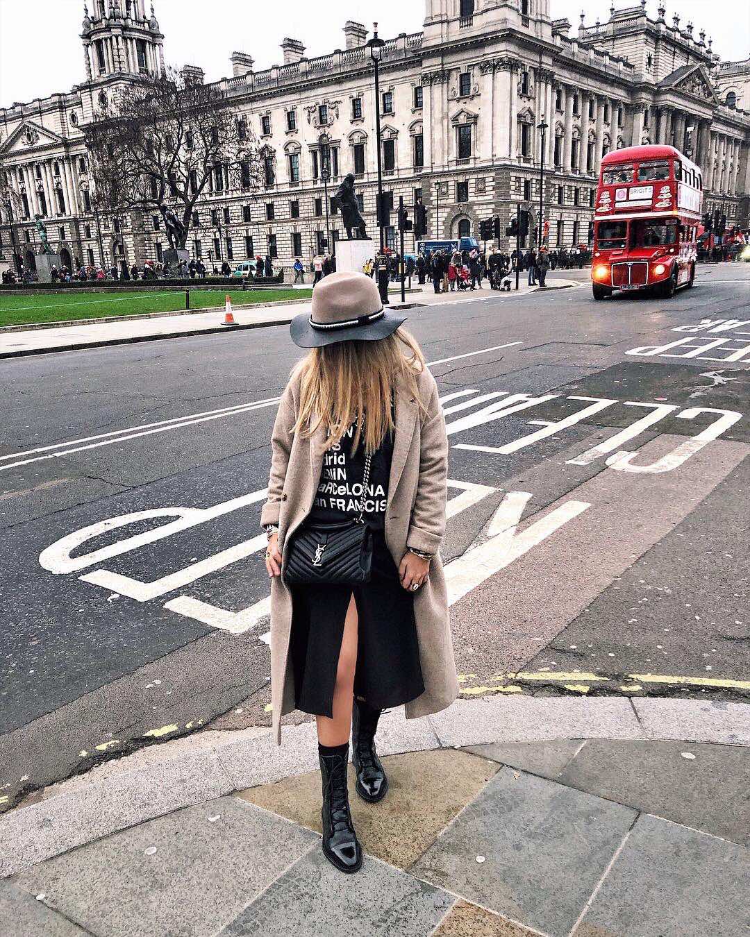 Saint laurent Ysl Monogram college_24cm黑色银扣428056