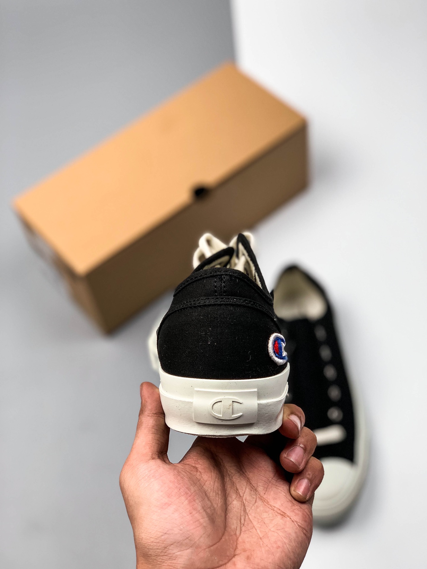 160 Champion 冠军 Logo简约百搭帆布鞋 夏季最爱 好穿好搭配 冠军潮流街头元素