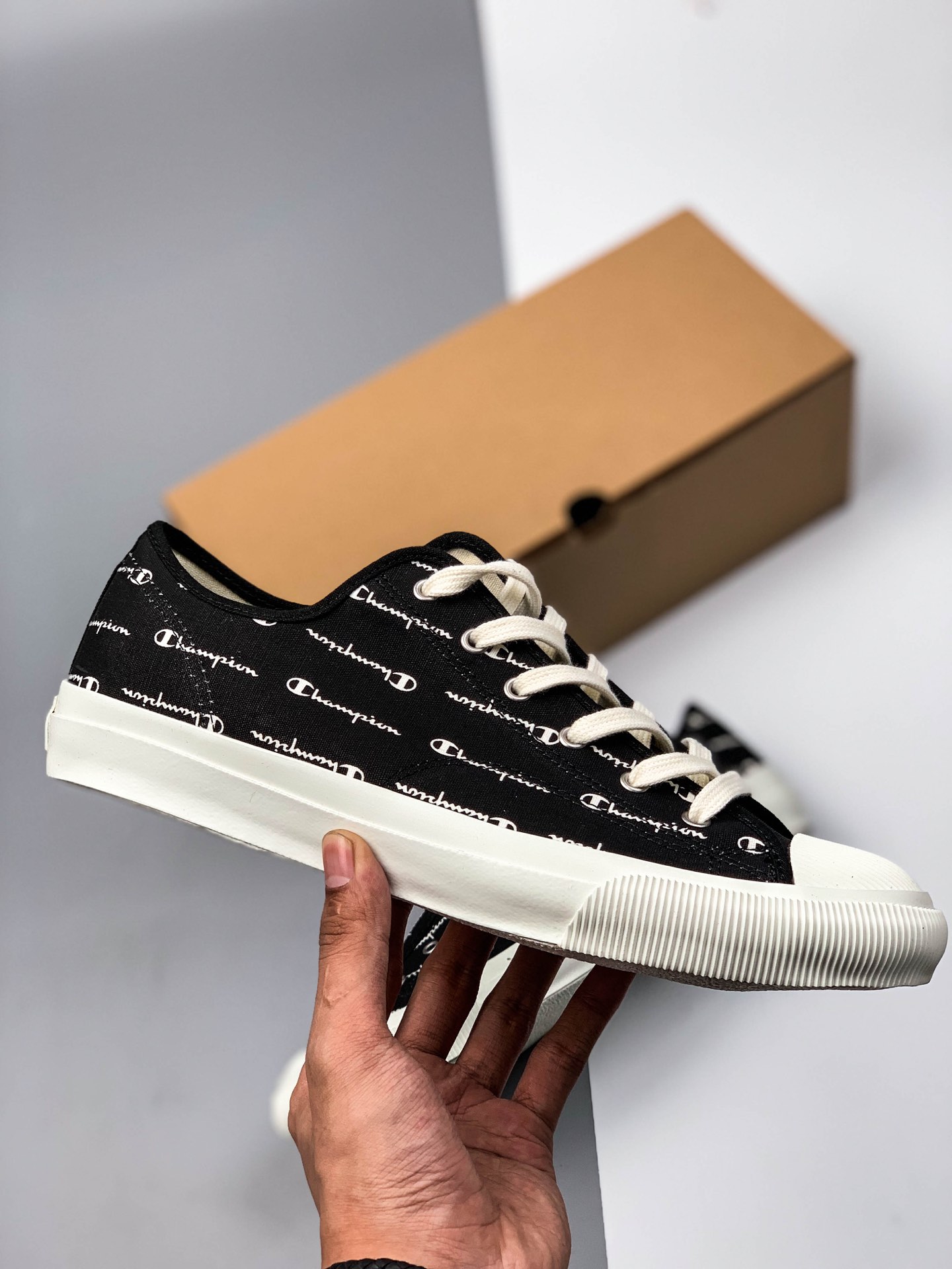 160 Champion 冠军 Logo简约百搭帆布鞋 夏季最爱 好穿好搭配 冠军潮流街头元素