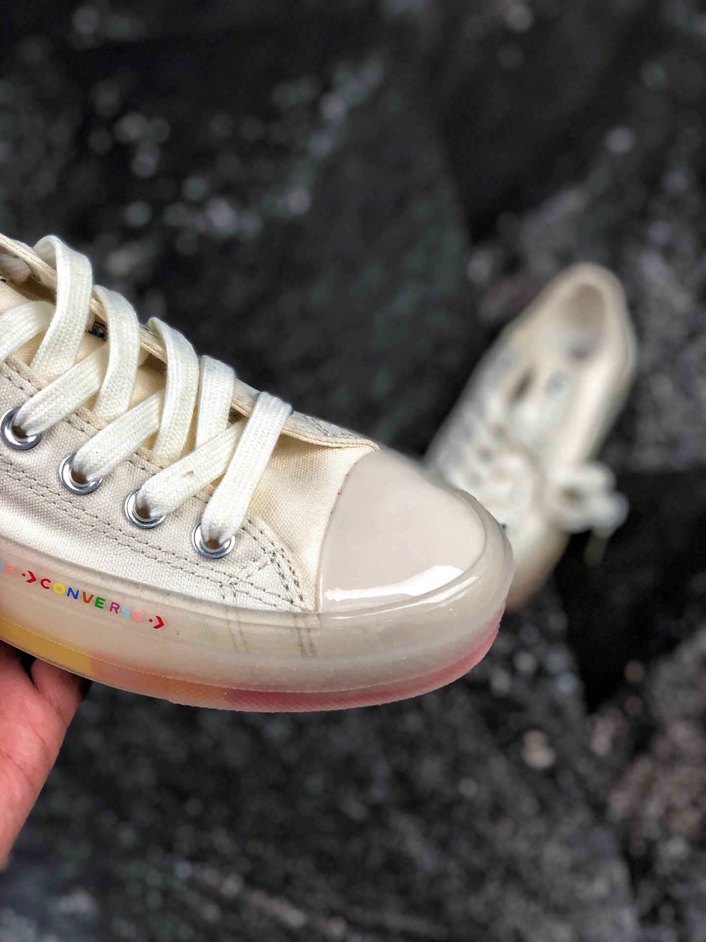 200  Converse 匡威 彩色串标果冻彩虹底 匡威女孩必入！