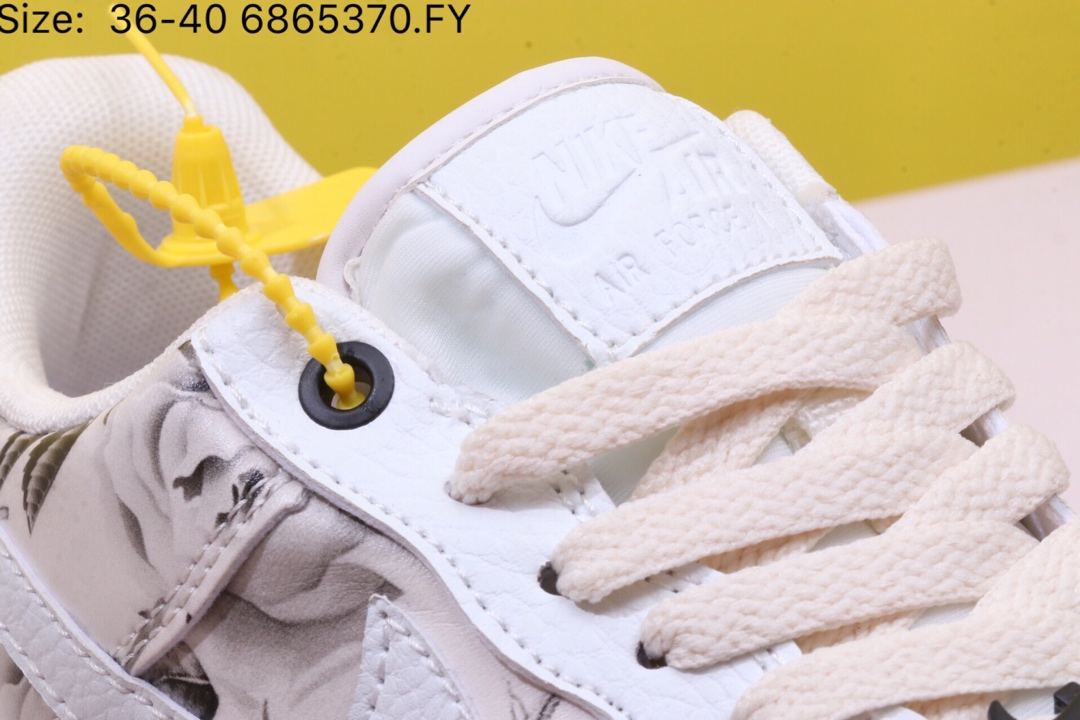 210【耐克 Nike Air Force 1】Nike Wmns Air Force 1 '07 LXX 空军一号 低帮运动休闲板鞋 AO1017-102花卉 专为少女定制