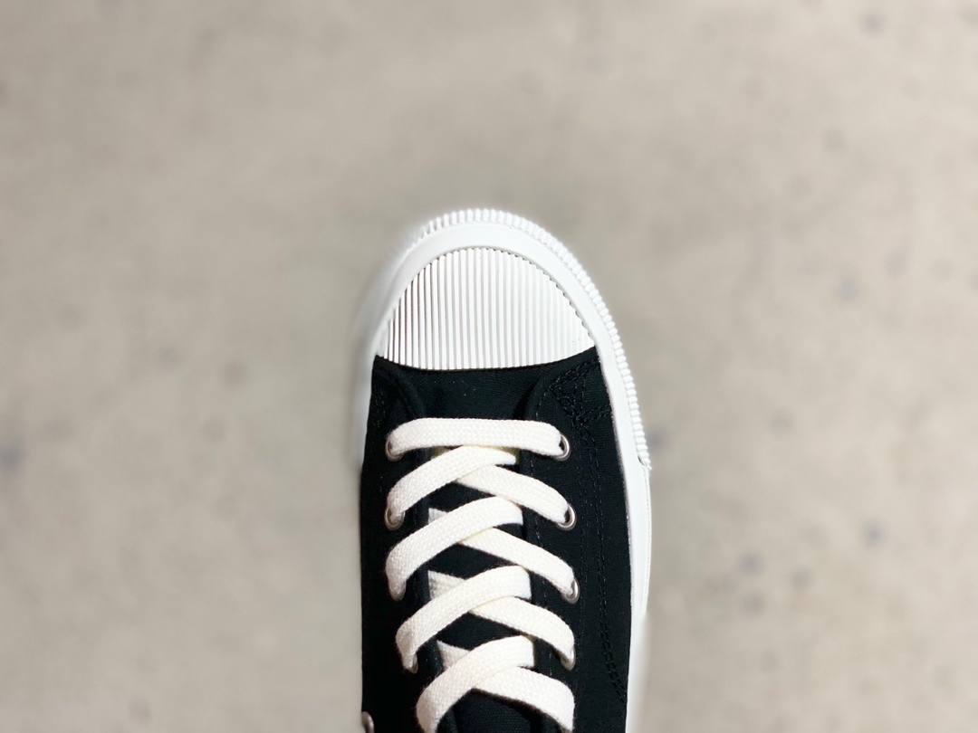 160 Champion 冠军 Logo简约百搭帆布鞋 夏季最爱 好穿好搭配 冠军潮流街头元素