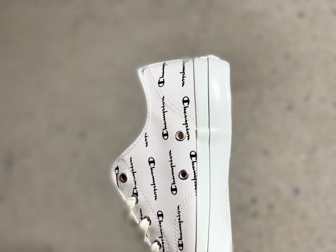 160 Champion 冠军 Logo简约百搭帆布鞋 夏季最爱 好穿好搭配 冠军潮流街头元素