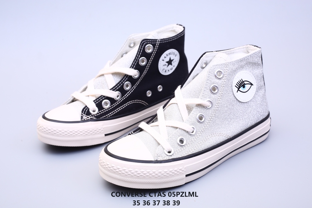 80 Converse x Chiara Ferragni 匡威联名款亮片拼接高帮板鞋 bingbing的亮片拼接帆布加上萌萌的大眼睛魔术贴