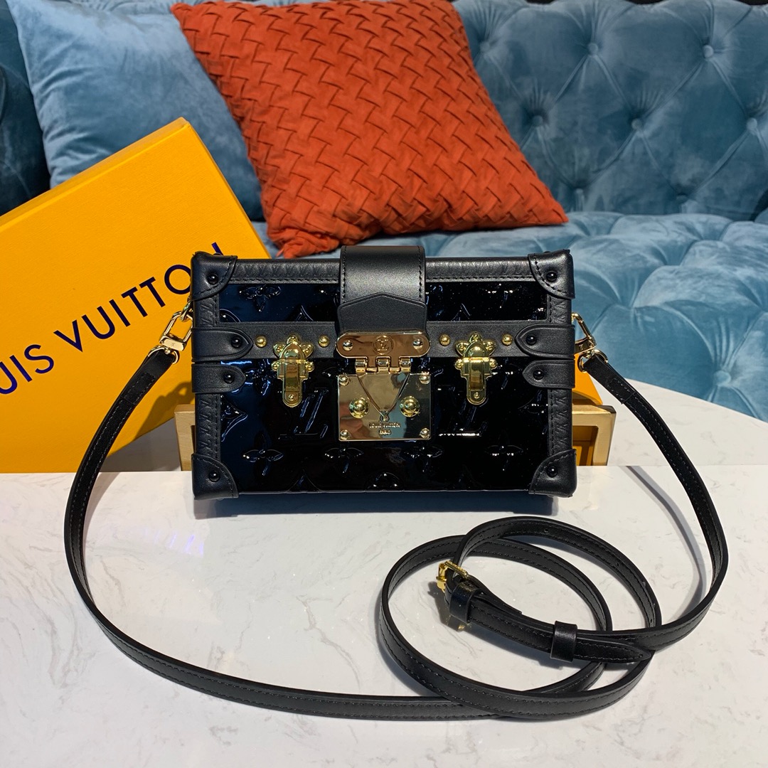 Louis Vuitton LV Petite Malle Handbags Clutches & Pouch Bags Crossbody & Shoulder Bags Gold Monogram Vernis Calfskin Cowhide Patent Leather Sheepskin Fall Collection M54180