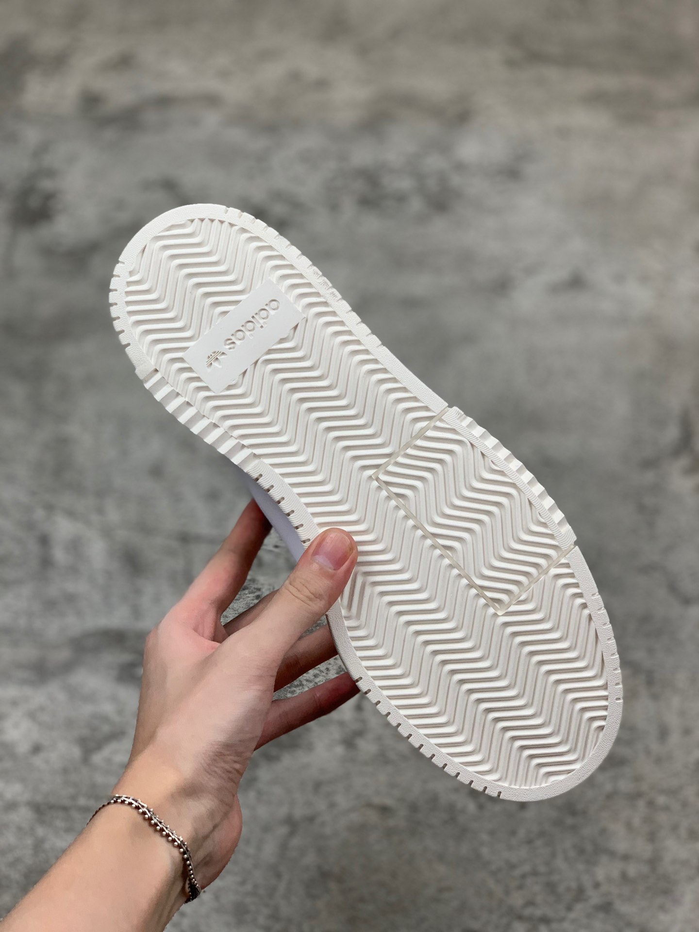 180Adidas Originals SC Premieresing”White”历史首秀系列经典复古平底百搭休闲波鞋BD7583