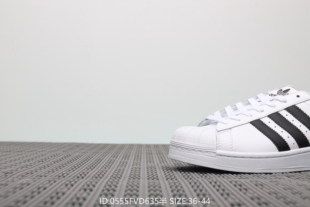 70  阿迪达斯Adidas Superstar 经典款休闲小白鞋 带半码 三叶草贝壳头板鞋