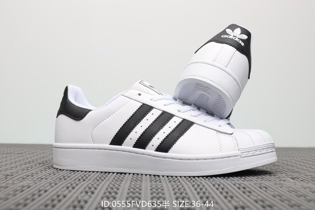 70  阿迪达斯Adidas Superstar 经典款休闲小白鞋 带半码 三叶草贝壳头板鞋