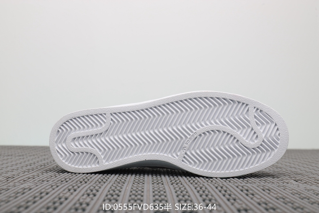 70  阿迪达斯Adidas Superstar 经典款休闲小白鞋 带半码 三叶草贝壳头板鞋