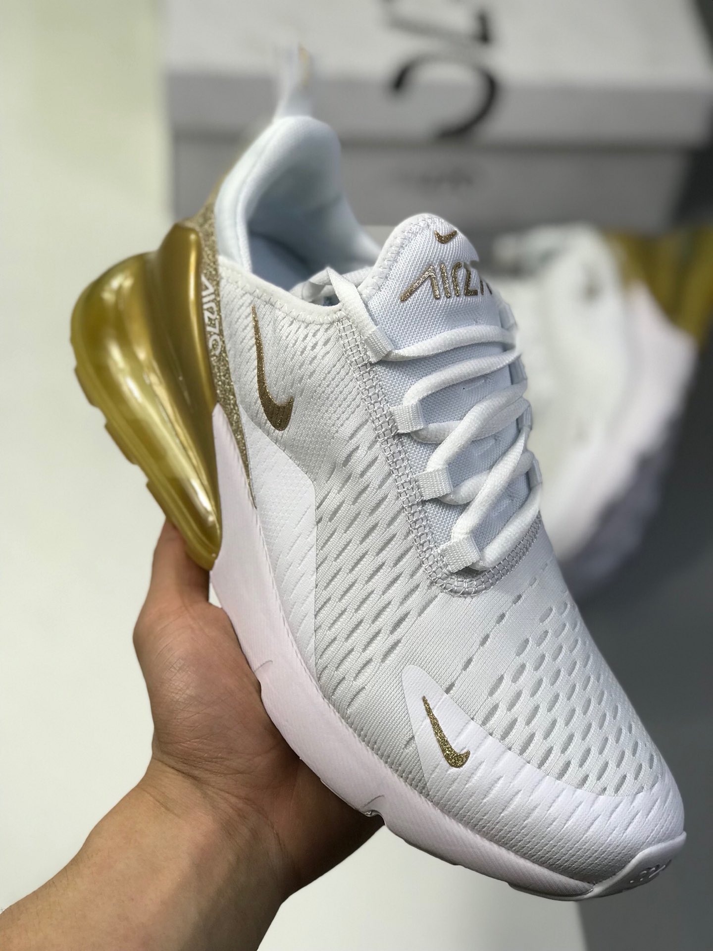180公司级原装  NIKE AIR MAX 270 Stephanie 女子大气垫跑鞋 官网强力操作主推款CD8497-019