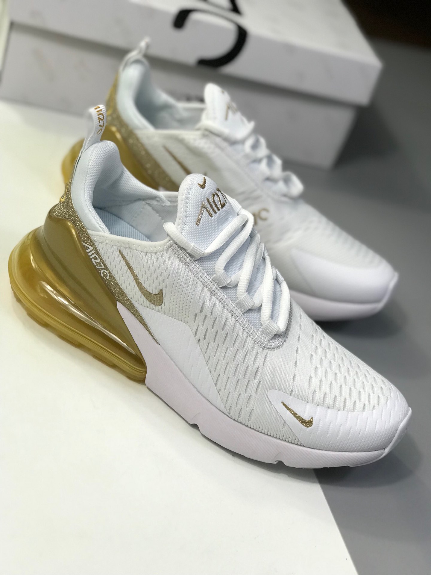 180公司级原装  NIKE AIR MAX 270 Stephanie 女子大气垫跑鞋 官网强力操作主推款CD8497-019