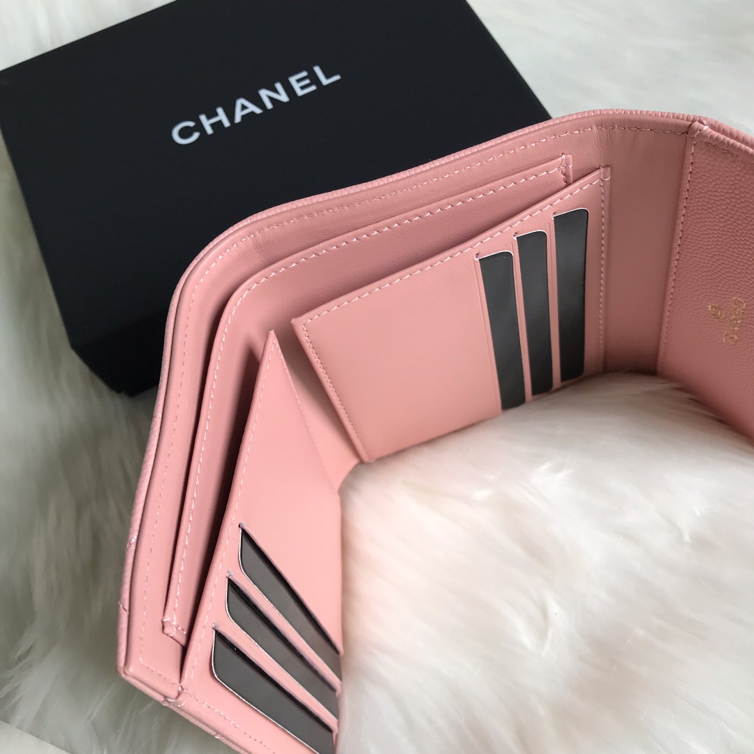 Chanel 回馈价￥399 CHANEL 款号：A80734粉细球/鎏金 海外 走私货 专属高端打造