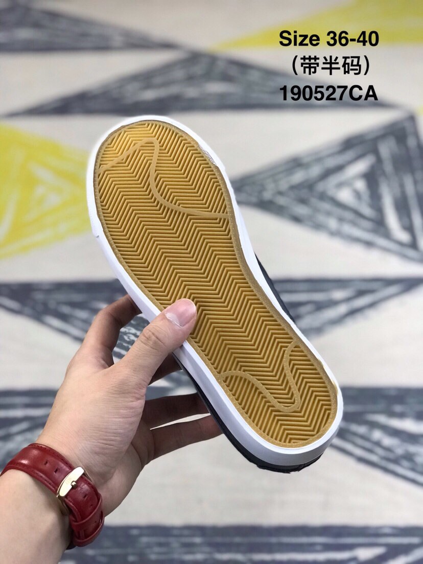 90 耐克 女鞋 NIKE BLAZER LOW开拓者果冻勾低帮板鞋