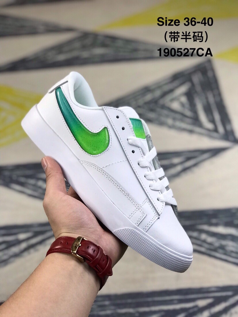 90 耐克 女鞋 NIKE BLAZER LOW开拓者果冻勾低帮板鞋