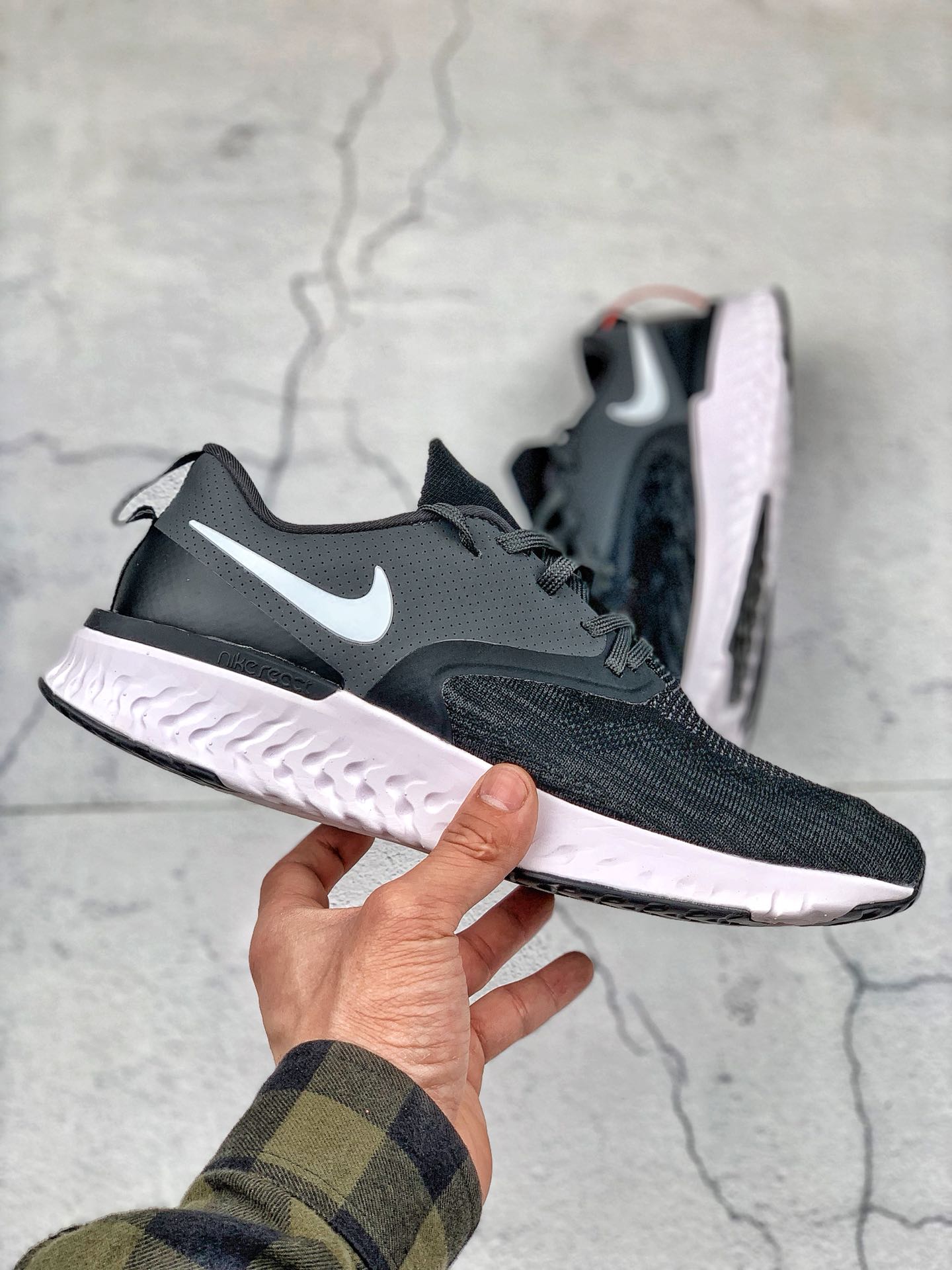 180 耐克公司级NIKE Odyssey React Flyknit 2奥德赛瑞亚二代高弹休闲运动慢跑鞋