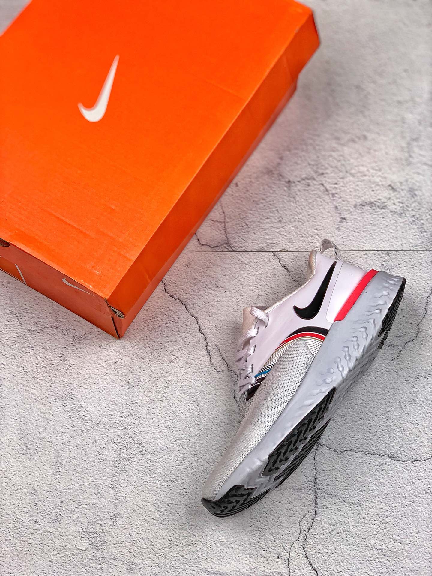 180 耐克公司级NIKE Odyssey React Flyknit 2奥德赛瑞亚二代高弹休闲运动慢跑鞋
