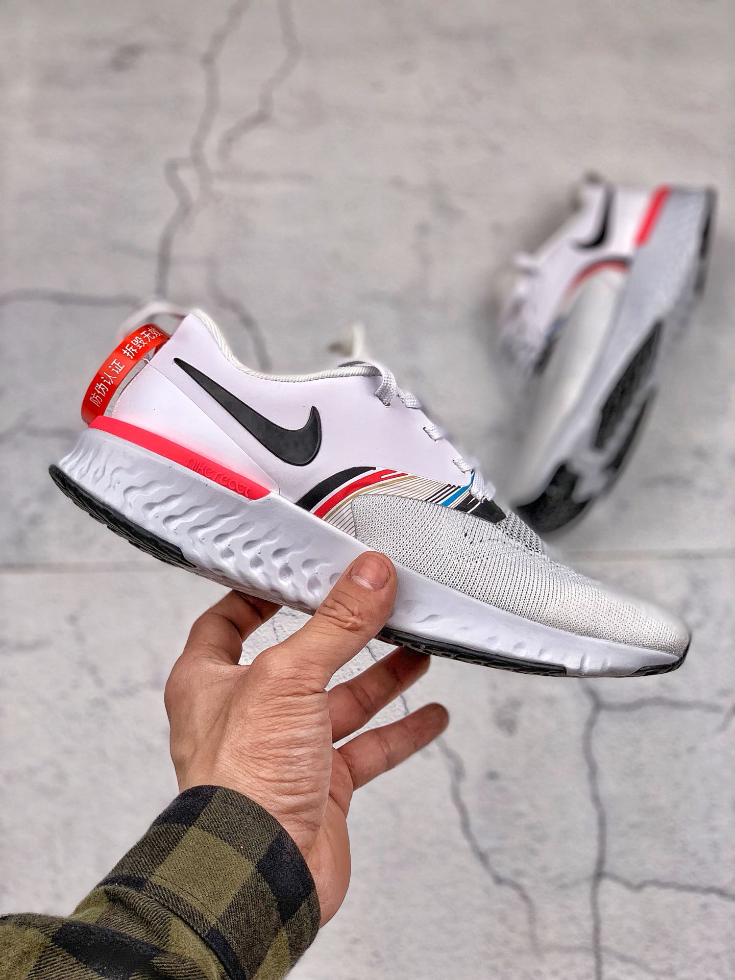 180 耐克公司级NIKE Odyssey React Flyknit 2奥德赛瑞亚二代高弹休闲运动慢跑鞋
