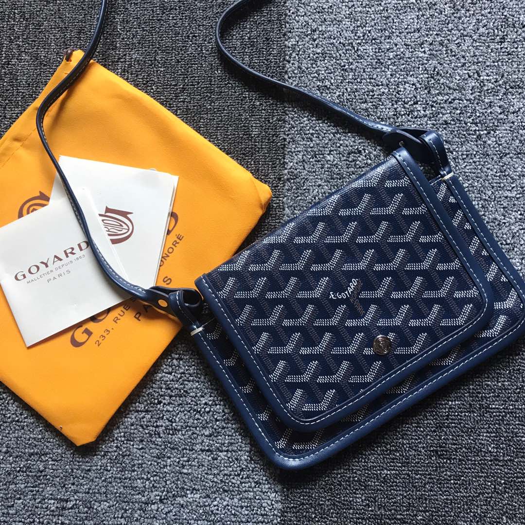 GOYARD戈雅三层包小挎包到货，這款小包正版特别难买 小小的其实超能装。一共3个小口袋+背面还有个插袋