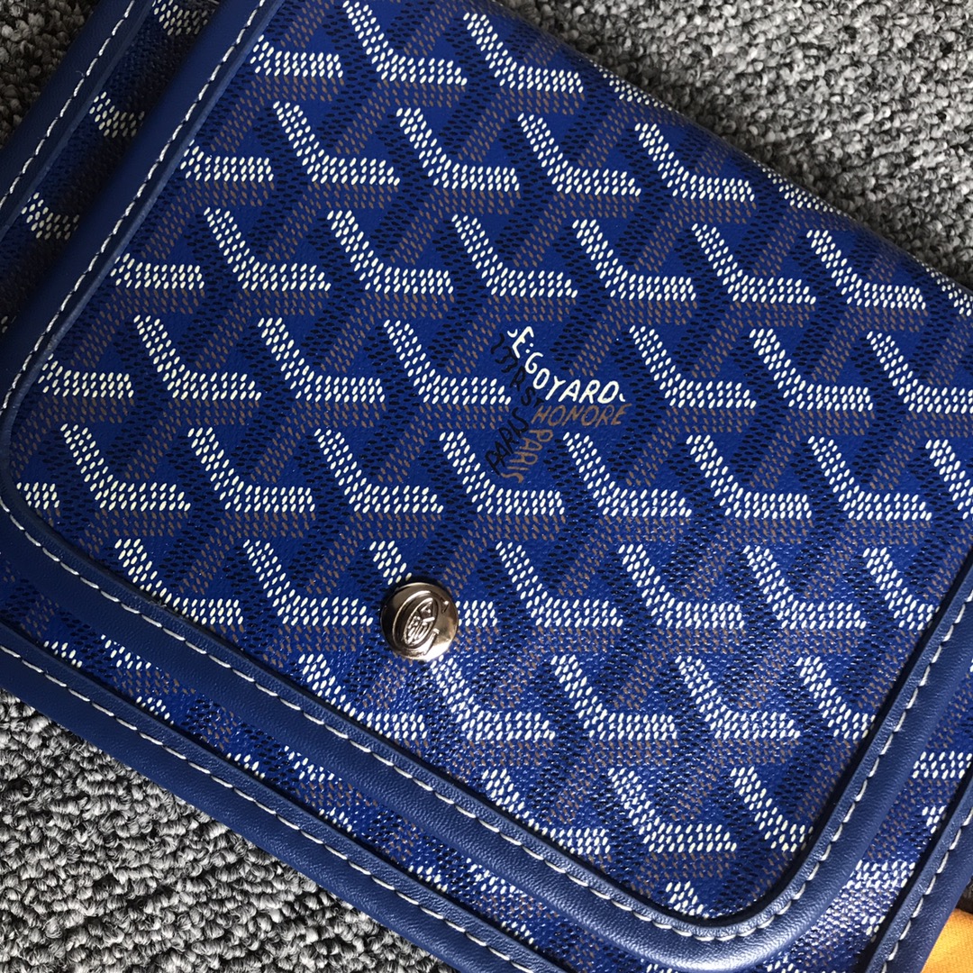 GOYARD戈雅三层包小挎包到货，這款小包正版特别难买 小小的其实超能装。一共3个小口袋+背面还有个插袋