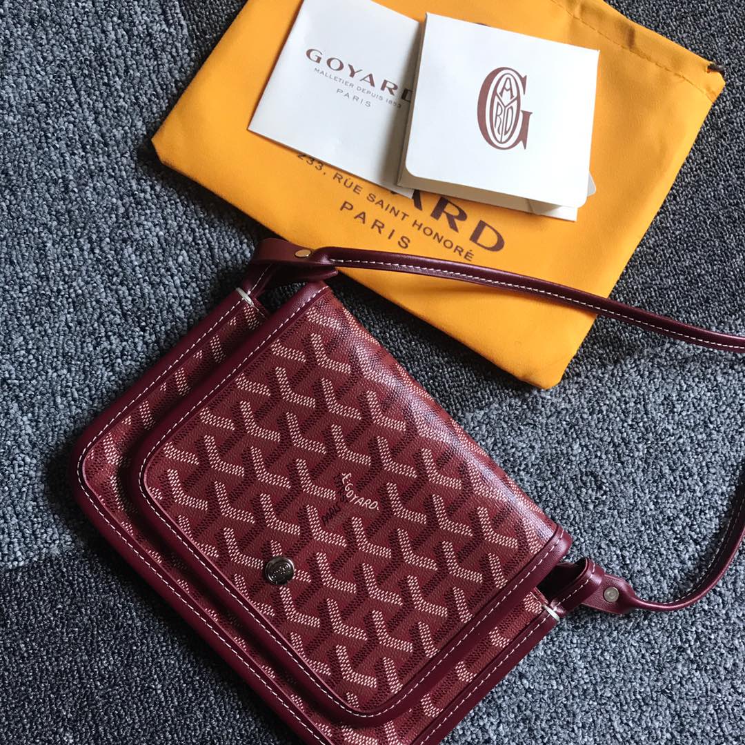 GOYARD戈雅三层包小挎包到货，這款小包正版特别难买 小小的其实超能装。一共3个小口袋+背面还有个插袋