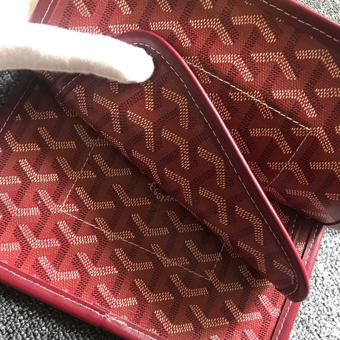 GOYARD戈雅三层包小挎包到货，這款小包正版特别难买 小小的其实超能装。一共3个小口袋+背面还有个插袋