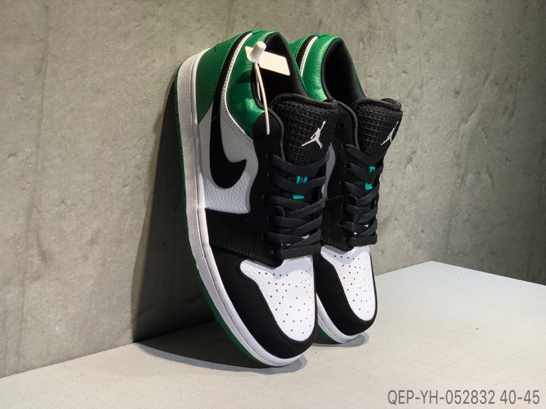 150Air Jordan 1 Low 乔丹一代低帮篮球鞋