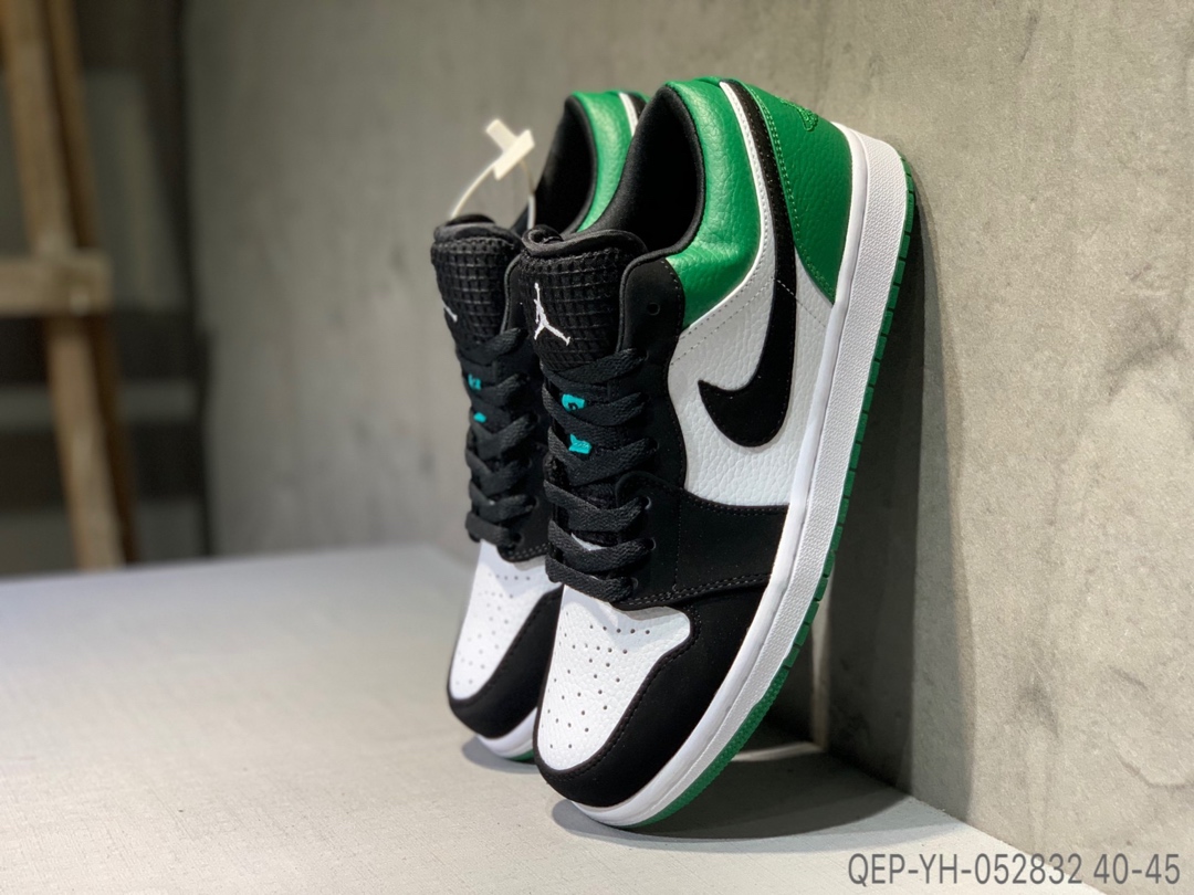 150Air Jordan 1 Low 乔丹一代低帮篮球鞋