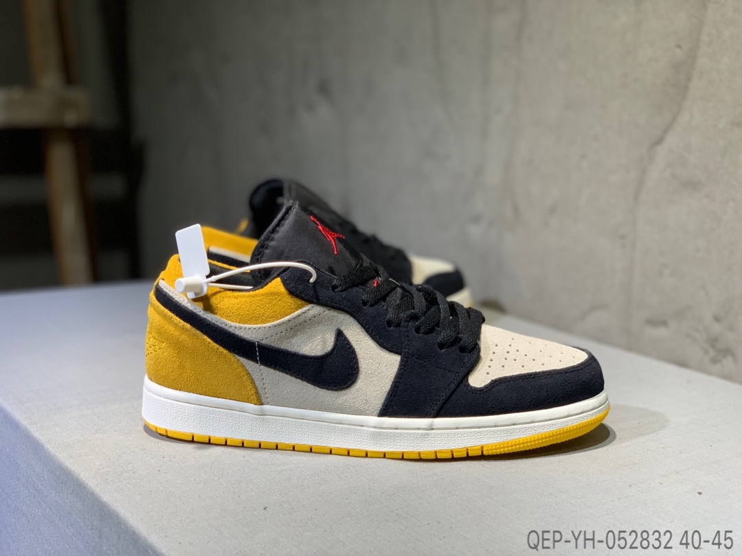 150Air Jordan 1 Low 乔丹一代低帮篮球鞋