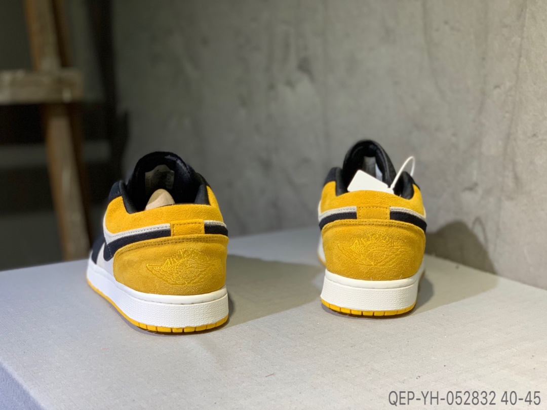 150Air Jordan 1 Low 乔丹一代低帮篮球鞋
