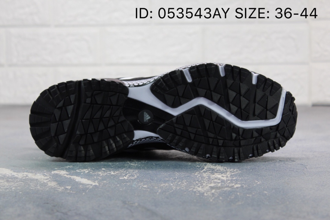 160阿迪达斯 Adidas Aerobounce St m 马拉松 复古休闲 贾卡面料透气 防滑耐磨运动跑鞋