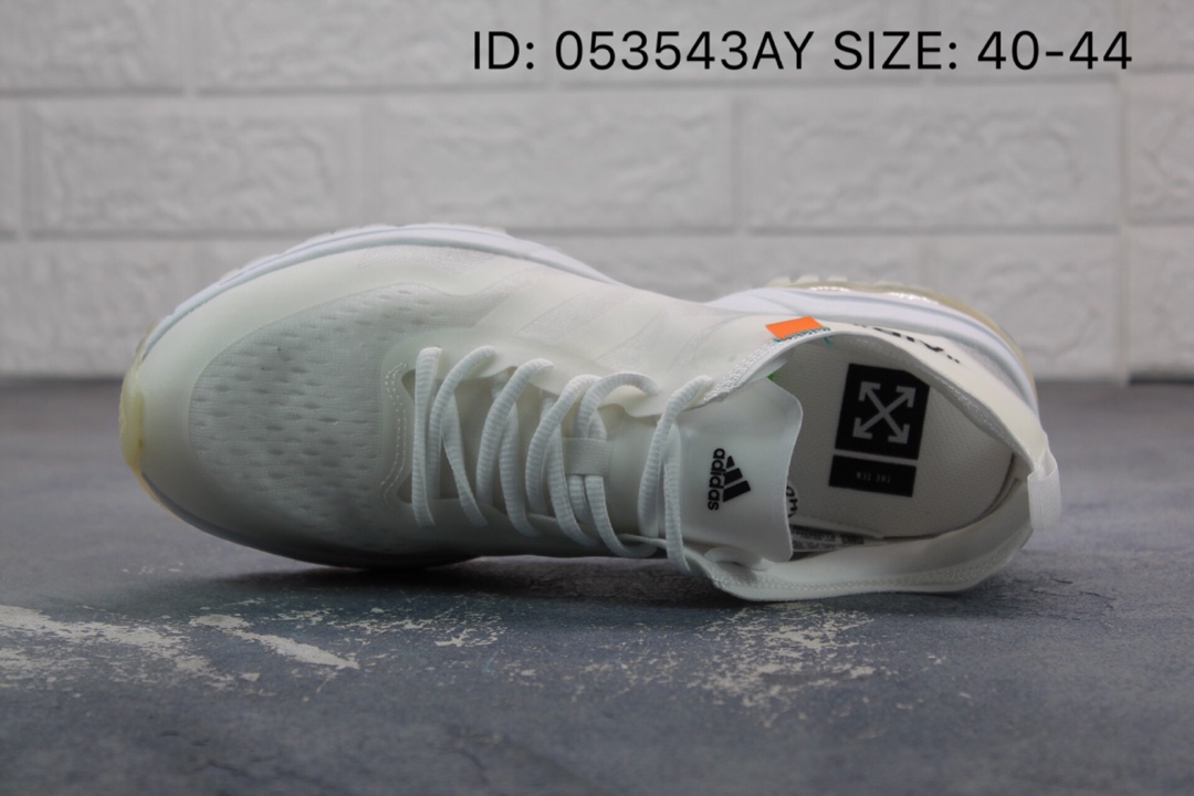 160阿迪达斯 Adidas Aerobounce St m 马拉松 复古休闲 贾卡面料透气 防滑耐磨运动跑鞋