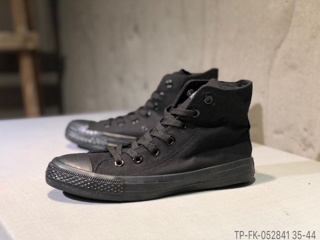 60Converse 匡威长青款经典帆布鞋