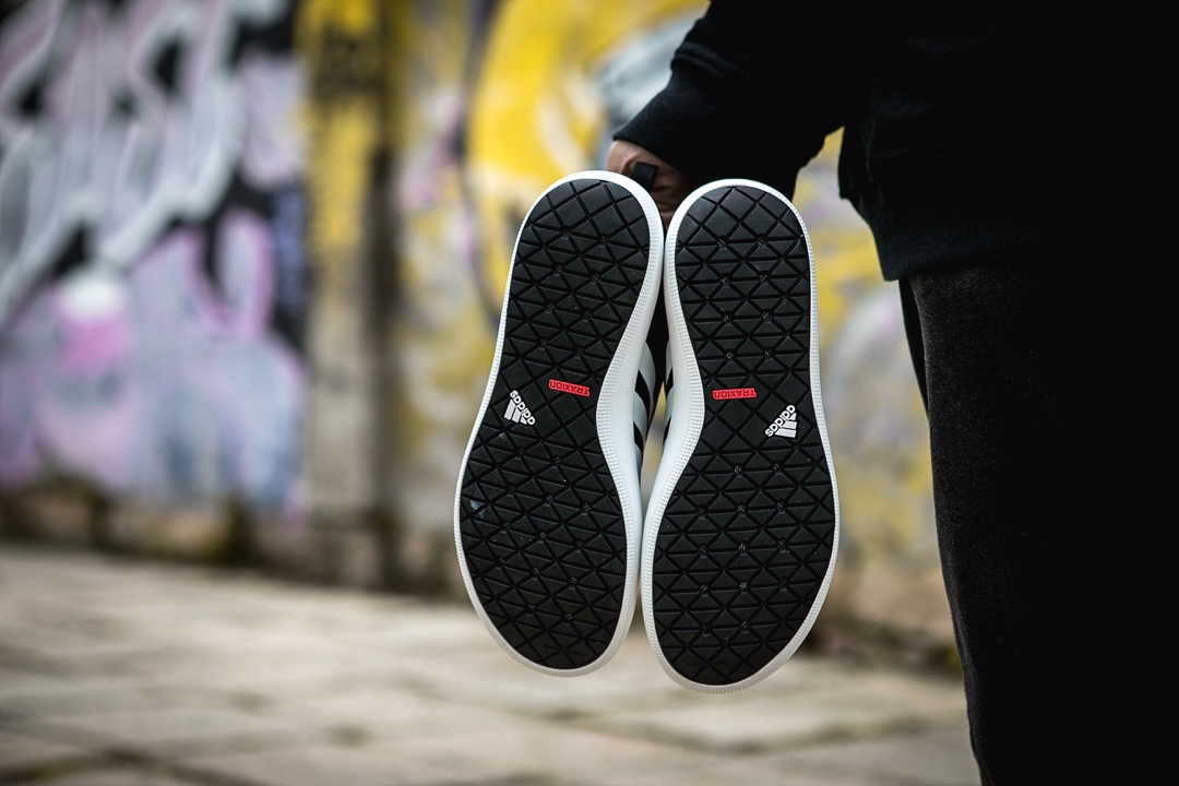 120adidas阿迪达斯男鞋 2019夏季新款运动户外网面透气溯溪鞋涉水鞋