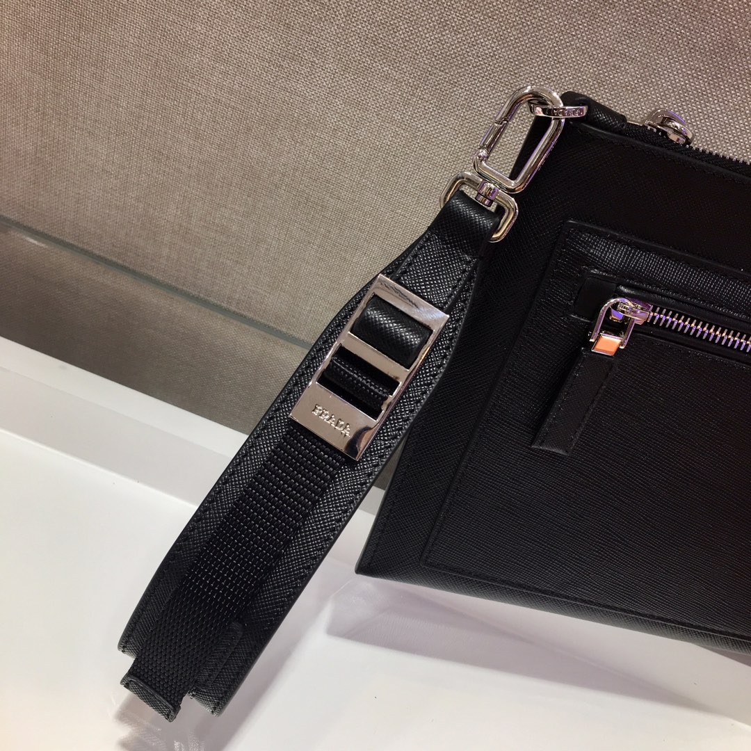 PRADA普拉达进口Saffiano皮革材质手包2NH009