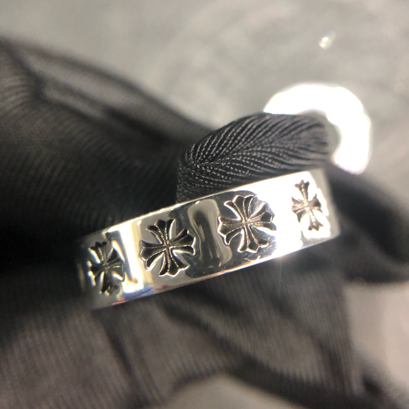 Chrome Hearts 品质chrome hearts 镶石forever 永恒戒指