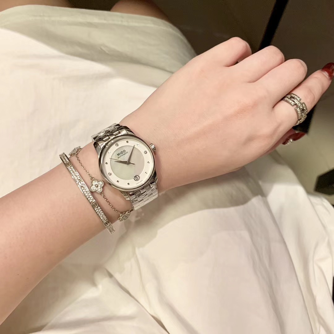 Unknown 美度贝伦赛丽系列女款腕表
