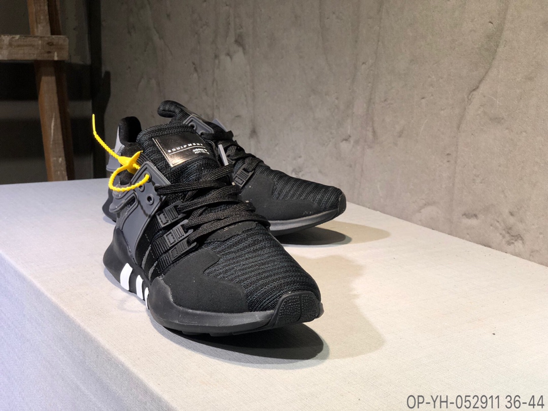 100福利特价  Adidas EQT系列 针织面跑鞋