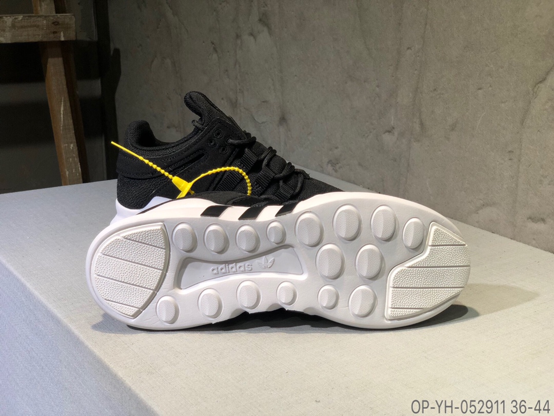 100福利特价  Adidas EQT系列 针织面跑鞋