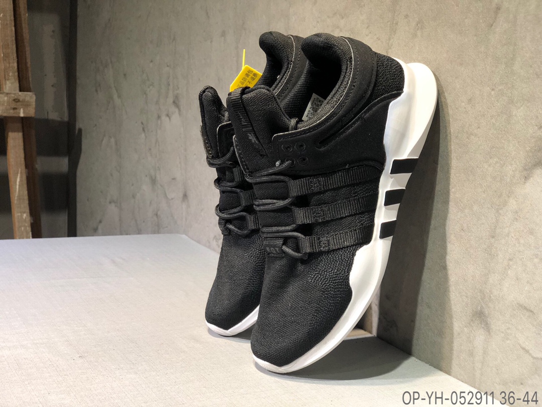 100福利特价  Adidas EQT系列 针织面跑鞋