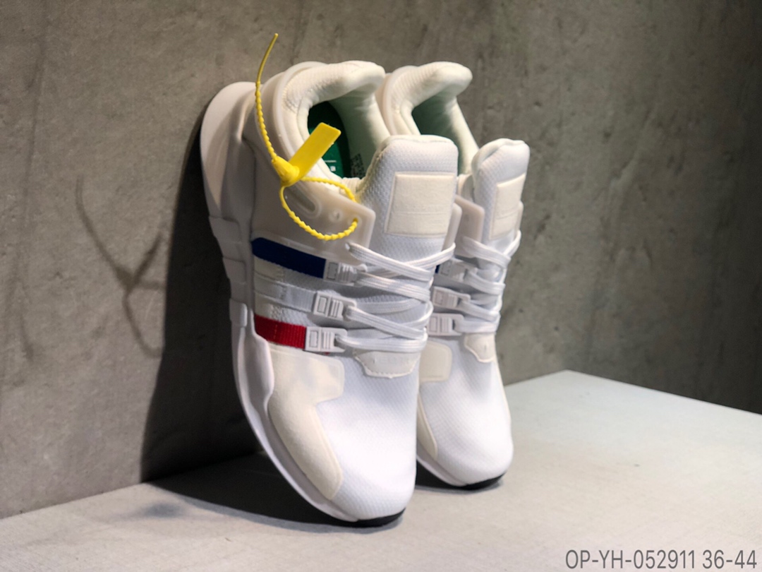 100福利特价  Adidas EQT系列 针织面跑鞋