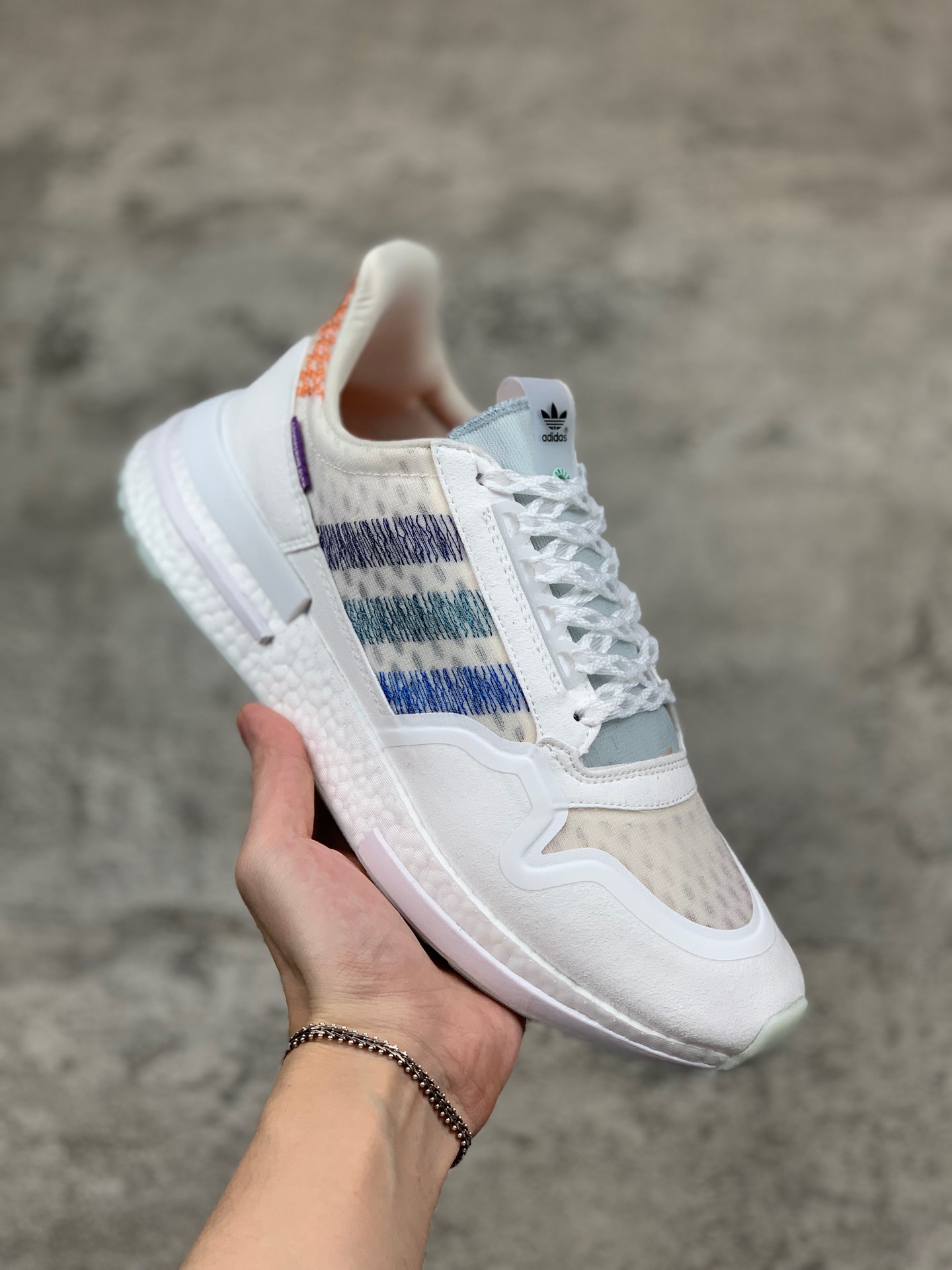 210女鞋还没出Commonwealth x Adidas ZX500 RM Boost  DB3510