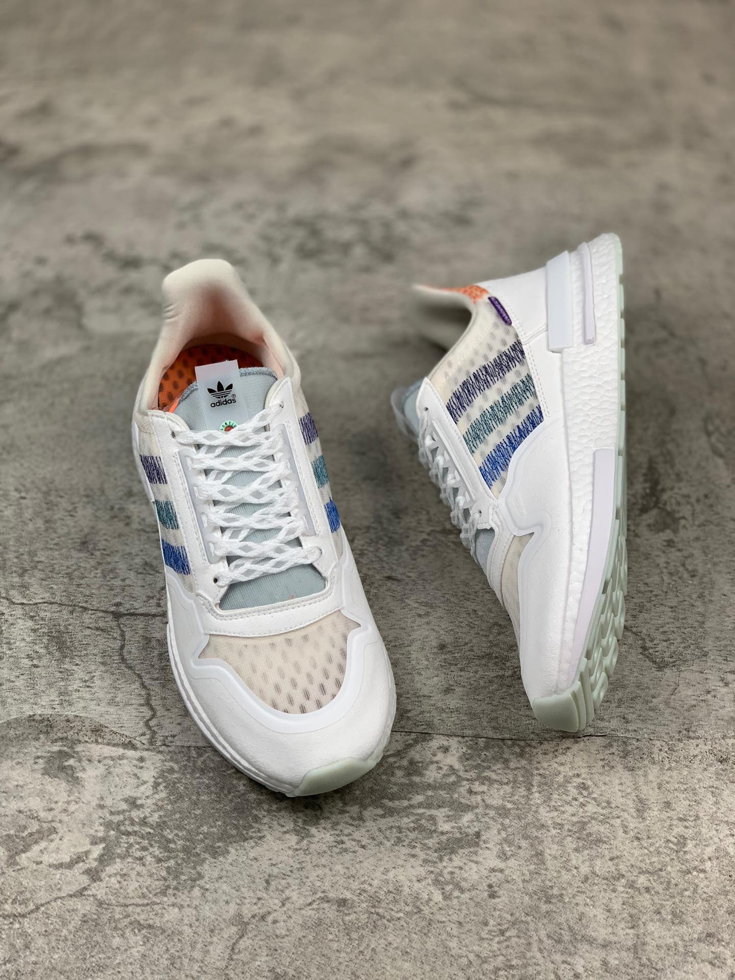 210女鞋还没出Commonwealth x Adidas ZX500 RM Boost  DB3510