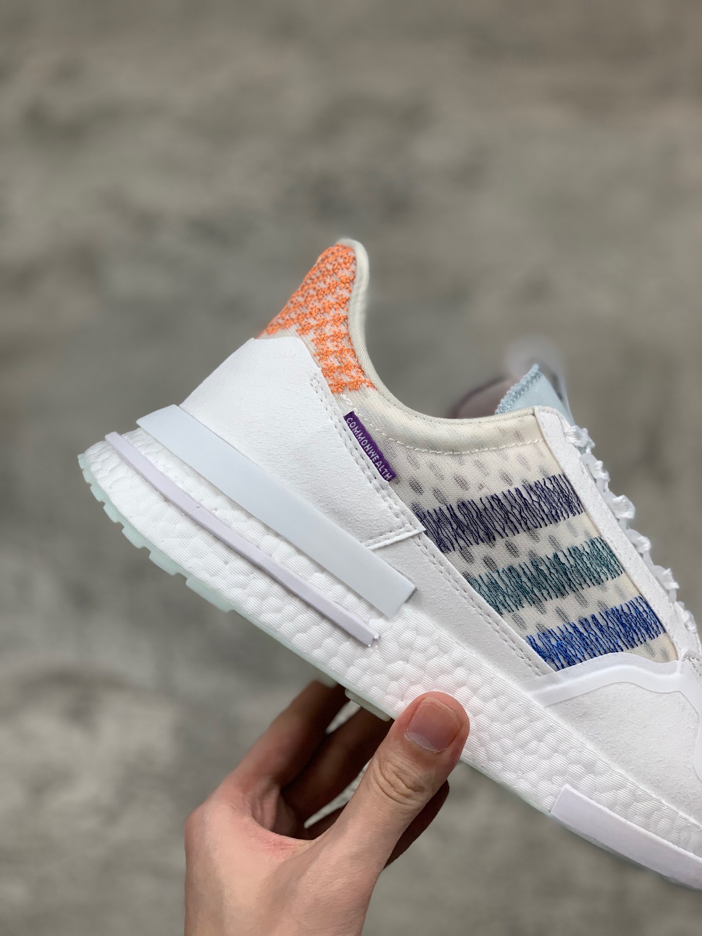 210女鞋还没出Commonwealth x Adidas ZX500 RM Boost  DB3510