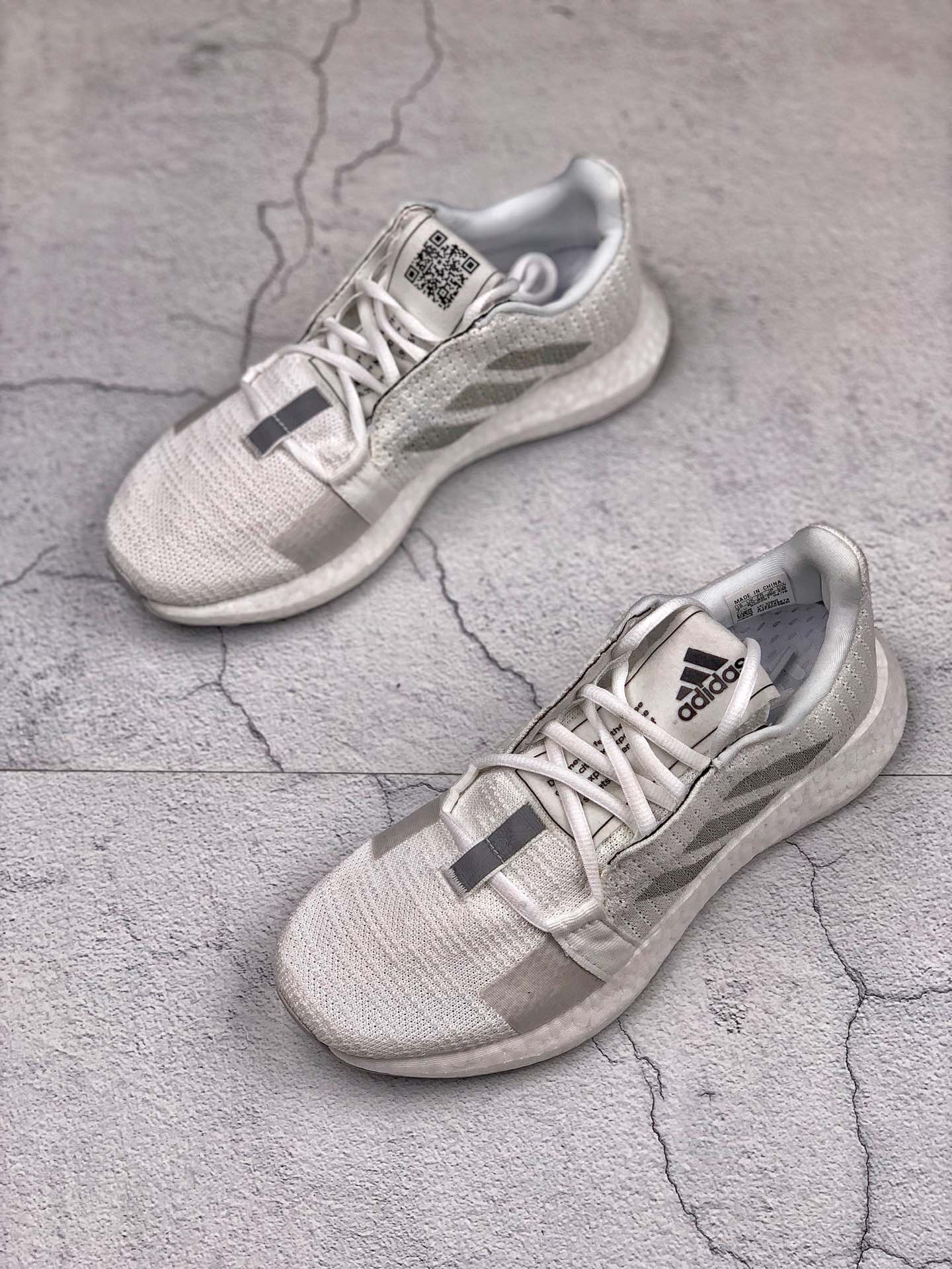 330Adidas阿迪达斯缤纷系列2 原厂巴斯夫鱼鳞爆Boost大底 原底原面抢先上市 官方即将发售 2019夏天独设款