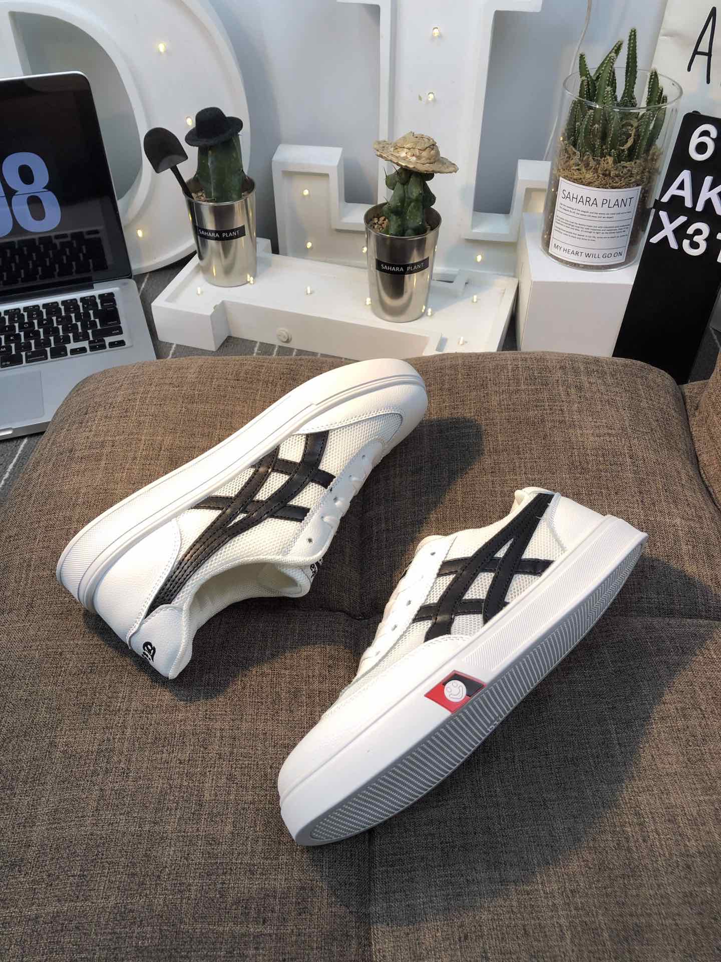 110 亚瑟士 Asics Tiger 鬼冢虎 皮面透气网休闲鞋 镂空透气板鞋