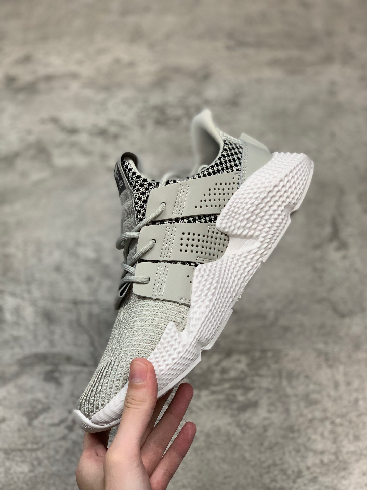 180新配色 刺猬系列Adidas CLIMACOOL EQT 清风“恐惧鲨鱼”融入EQT 的外观轮廓