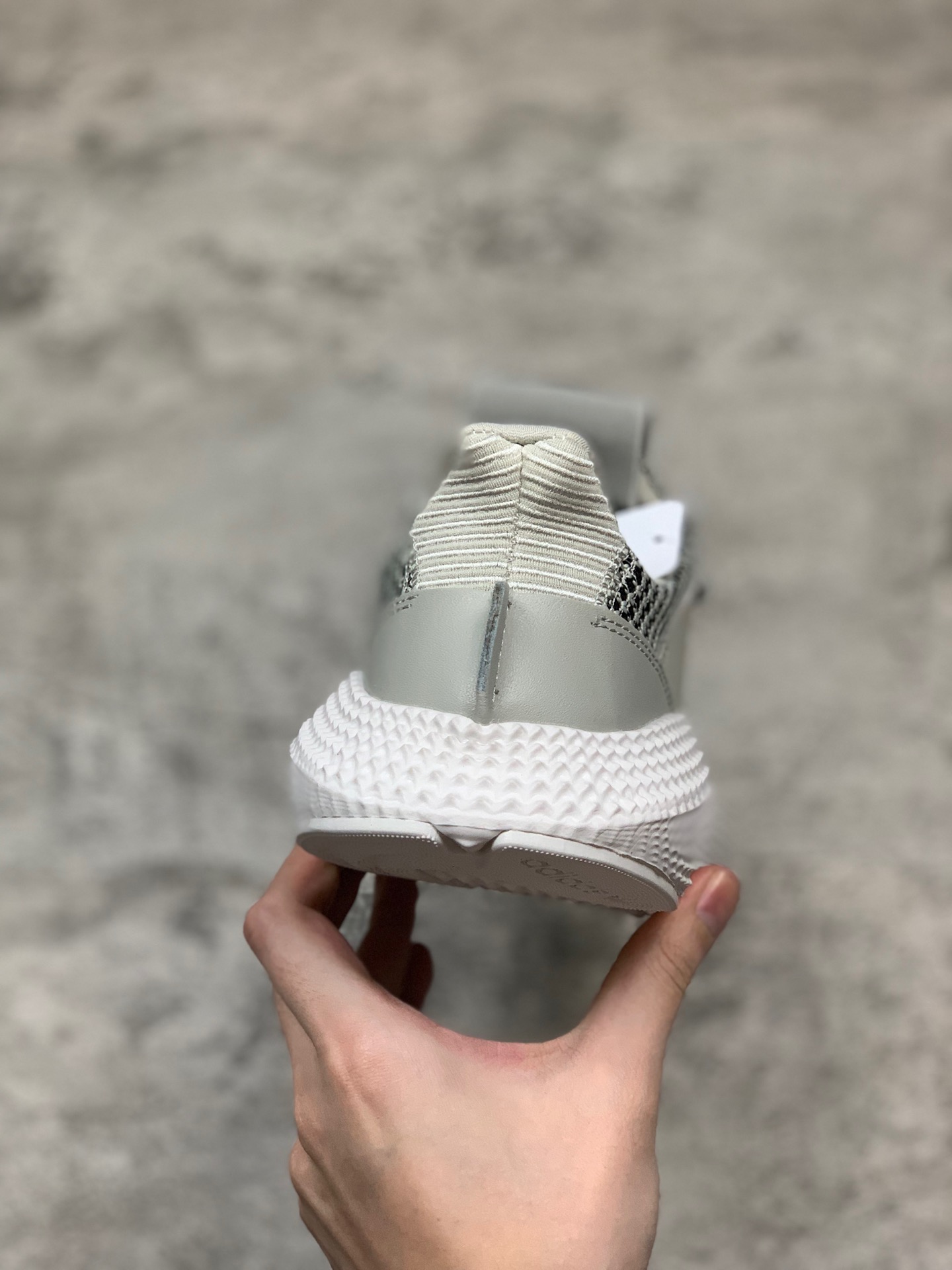 180新配色 刺猬系列Adidas CLIMACOOL EQT 清风“恐惧鲨鱼”融入EQT 的外观轮廓